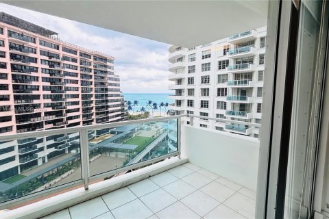 Condominio en venta en Miami Beach, Florida, 2 dormitorios, 95.69 m2 № 1892199 - foto 3