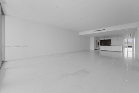 Condo in Miami, Florida, 3 bedrooms  № 1775131 - photo 10