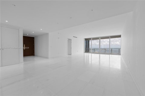 Condo in Miami, Florida, 3 bedrooms  № 1775131 - photo 8