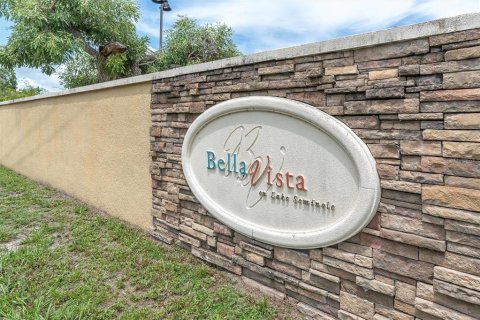Condo in Largo, Florida, 3 bedrooms  № 1866553 - photo 25