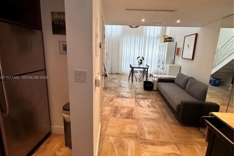 Apartamento en alquiler en Miami Beach, Florida, 1 dormitorio, 67.82 m2 № 2041793 - foto 4