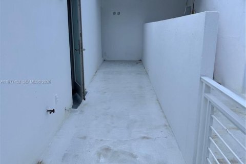 Apartamento en alquiler en Miami Beach, Florida, 1 dormitorio, 67.82 m2 № 2041793 - foto 7