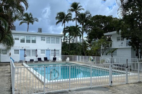Apartamento en alquiler en Miami Beach, Florida, 1 dormitorio, 67.82 m2 № 2041793 - foto 10