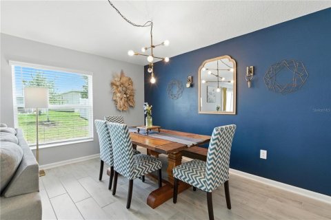 House in Osteen, Florida 3 bedrooms, 145.02 sq.m. № 1836894 - photo 19