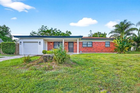 Villa ou maison à vendre à Temple Terrace, Floride: 3 chambres, 134.62 m2 № 1904995 - photo 2