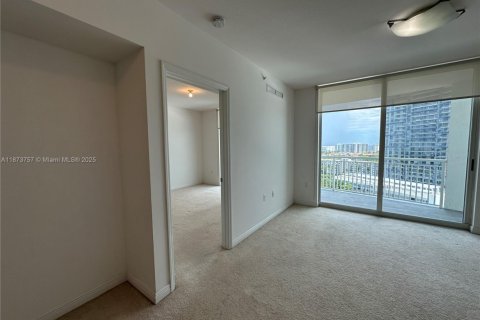 Copropriété à vendre à Hallandale Beach, Floride: 2 chambres, 100.43 m2 № 1944000 - photo 10