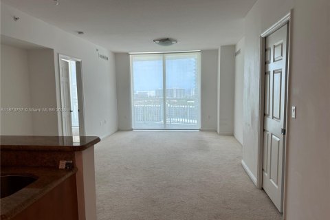 Copropriété à vendre à Hallandale Beach, Floride: 2 chambres, 100.43 m2 № 1944000 - photo 9