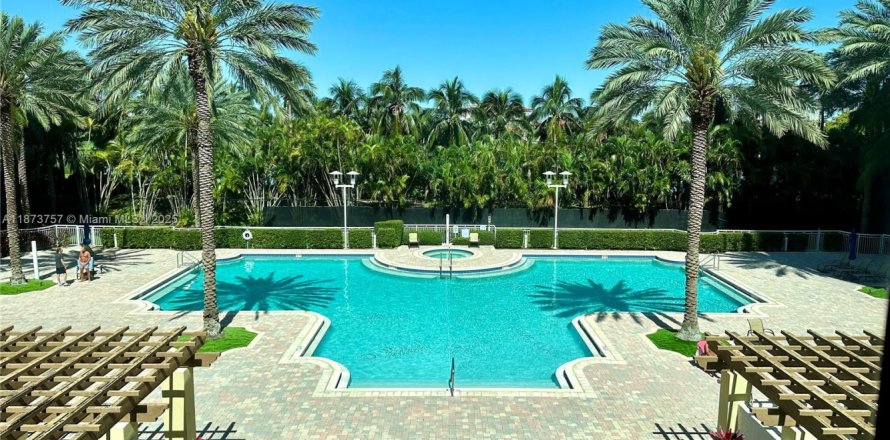 Condo à Hallandale Beach, Floride, 2 chambres № 1944000