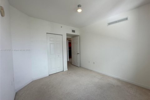 Copropriété à vendre à Hallandale Beach, Floride: 2 chambres, 100.43 m2 № 1944000 - photo 21