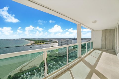 Condo in Fort Lauderdale, Florida, 2 bedrooms  № 2090959 - photo 16