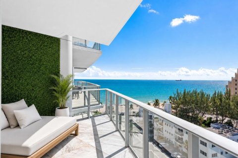 Condo in Fort Lauderdale, Florida, 3 bedrooms  № 2392406 - photo 12