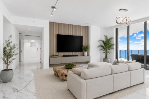 Condo in Fort Lauderdale, Florida, 3 bedrooms  № 2392406 - photo 4