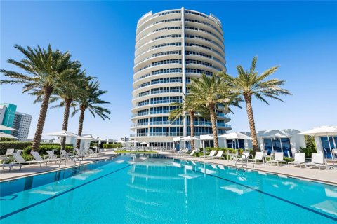 Condo in Fort Lauderdale, Florida, 3 bedrooms № 2392406