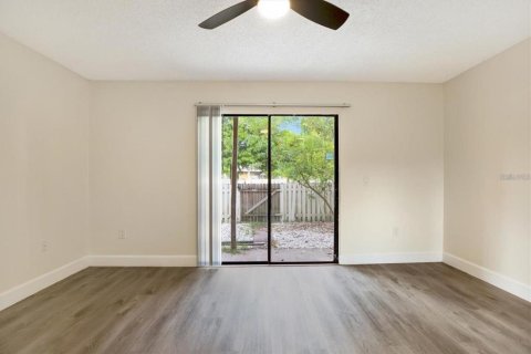 Condominio en venta en Land O' Lakes, Florida, 2 dormitorios, 95.88 m2 № 2094313 - foto 14