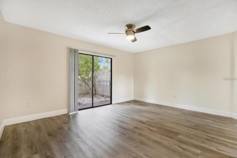 Condominio en venta en Land O' Lakes, Florida, 2 dormitorios, 95.88 m2 № 2094313 - foto 15