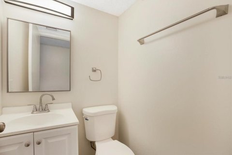 Condominio en venta en Land O' Lakes, Florida, 2 dormitorios, 95.88 m2 № 2094313 - foto 30