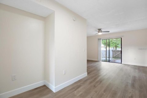 Condominio en venta en Land O' Lakes, Florida, 2 dormitorios, 95.88 m2 № 2094313 - foto 23