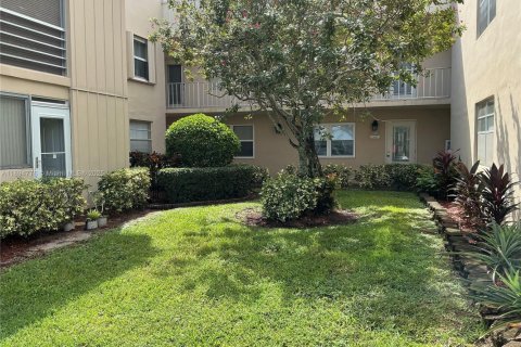 Condo in Delray Beach, Florida, 1 bedroom  № 1947949 - photo 5