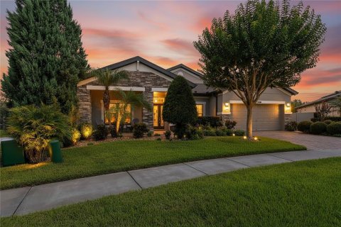 House in Land O' Lakes, Florida 3 bedrooms, 223.71 sq.m. № 2151535 - photo 4