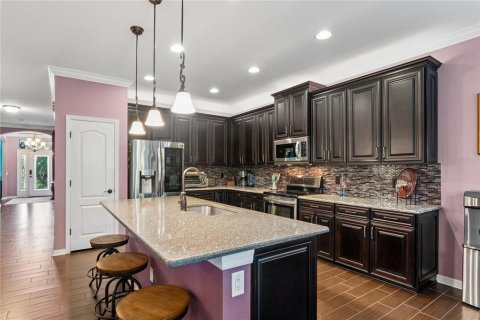 House in Land O' Lakes, Florida 3 bedrooms, 223.71 sq.m. № 2151535 - photo 22