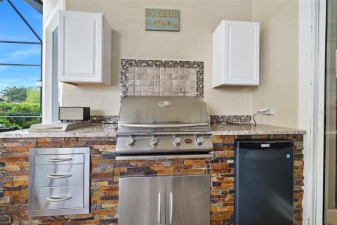 House in Ormond Beach, Florida 4 bedrooms, 241.64 sq.m. № 1787828 - photo 18