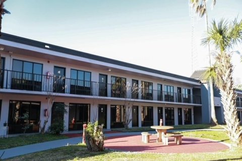 Condo in Orlando, Florida, 1 bedroom  № 2148978 - photo 3