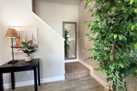 Touwnhouse à louer à Tampa, Floride: 3 chambres, 126.72 m2 № 2378232 - photo 18