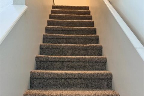Touwnhouse à louer à Tampa, Floride: 3 chambres, 126.72 m2 № 2378232 - photo 13