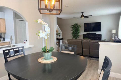Touwnhouse à louer à Tampa, Floride: 3 chambres, 126.72 m2 № 2378232 - photo 11