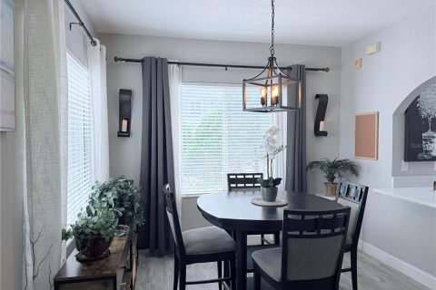 Touwnhouse à louer à Tampa, Floride: 3 chambres, 126.72 m2 № 2378232 - photo 15