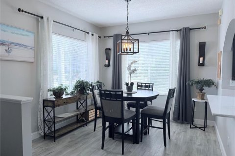 Touwnhouse à louer à Tampa, Floride: 3 chambres, 126.72 m2 № 2378232 - photo 17