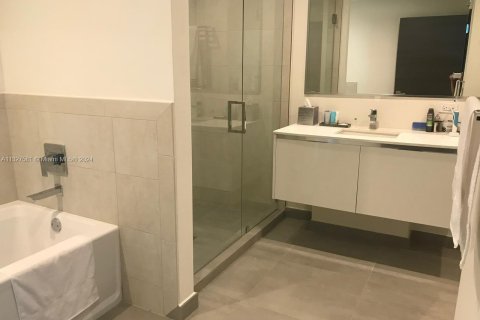 Hotel in Hollywood, Florida 2 bedrooms, 103.12 sq.m. № 1874622 - photo 15