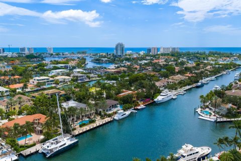 Casa en venta en Fort Lauderdale, Florida, 7 dormitorios, 968.78 m2 № 2246576 - foto 6