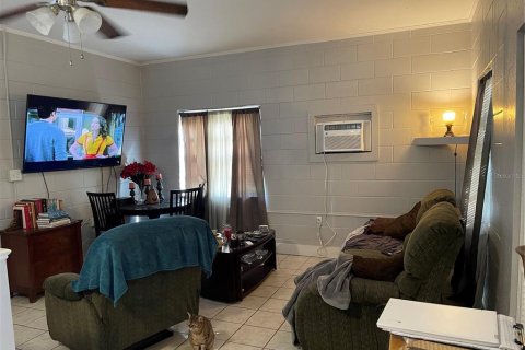 Commercial property in Umatilla, Florida 3 bedrooms, 105.44 sq.m. № 1716834 - photo 19