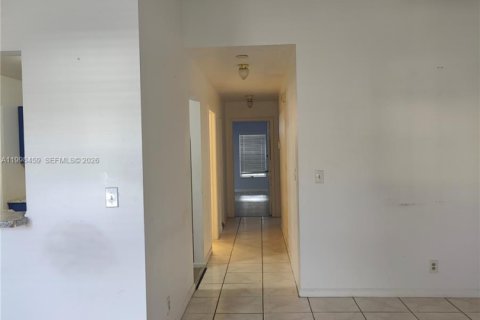 Villa ou maison à louer à West Palm Beach, Floride: 3 chambres, 141.12 m2 № 2060693 - photo 18