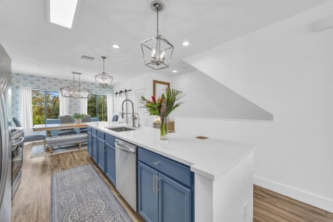 Touwnhouse à vendre à Lake Worth, Floride: 2 chambres, 151.62 m2 № 2078306 - photo 9