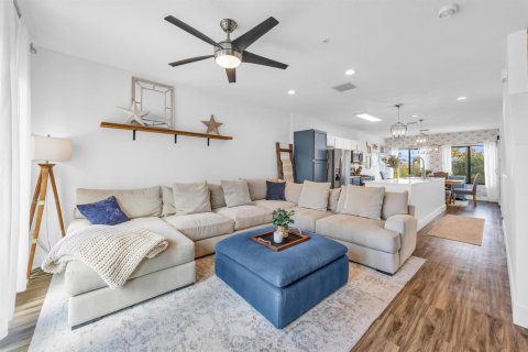 Touwnhouse à vendre à Lake Worth, Floride: 2 chambres, 151.62 m2 № 2078306 - photo 4