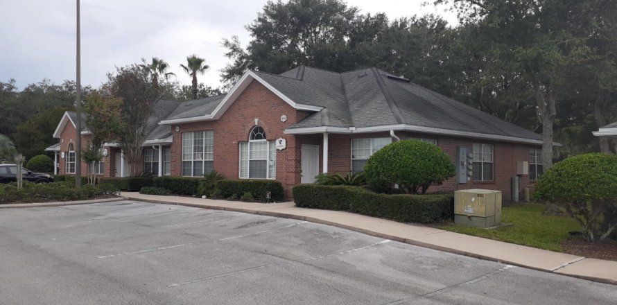 Propiedad comercial en Jacksonville, Florida 105.91 m2 № 772540