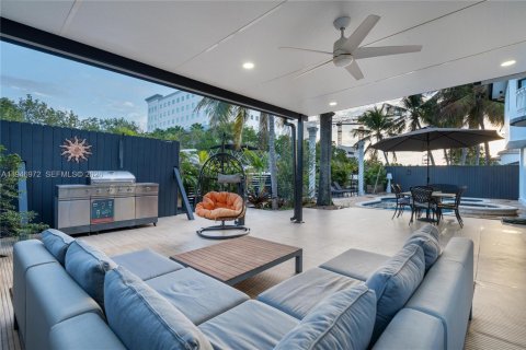 Casa en venta en North Miami Beach, Florida, 6 dormitorios, 525.64 m2 № 2010777 - foto 26