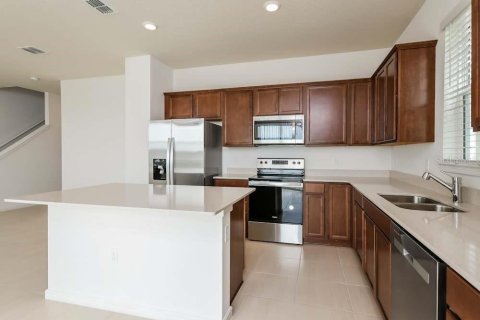 Casa en alquiler en Kissimmee, Florida, 4 dormitorios, 205.04 m2 № 2102936 - foto 8