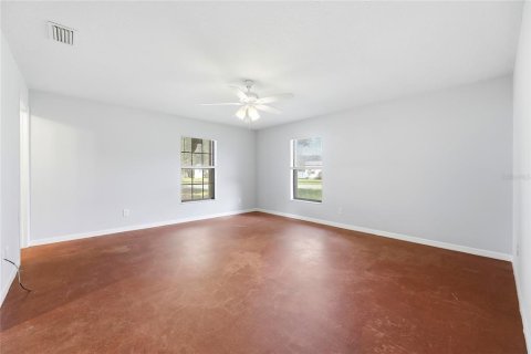 Villa ou maison à vendre à Cocoa, Floride: 2 chambres, 115.85 m2 № 2214324 - photo 11