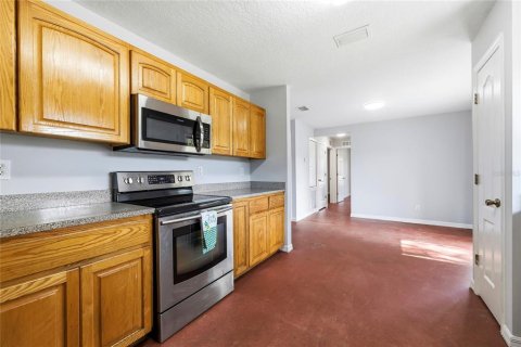 Villa ou maison à vendre à Cocoa, Floride: 2 chambres, 115.85 m2 № 2214324 - photo 10