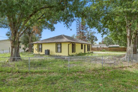 Villa ou maison à vendre à Cocoa, Floride: 2 chambres, 115.85 m2 № 2214324 - photo 21