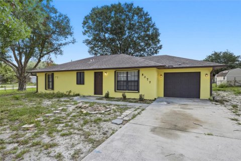 Villa ou maison à vendre à Cocoa, Floride: 2 chambres, 115.85 m2 № 2214324 - photo 2