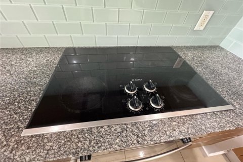 Снять в аренду кондоминиум в Майами, Флорида 56.11м2, № 1930238 - фото 17