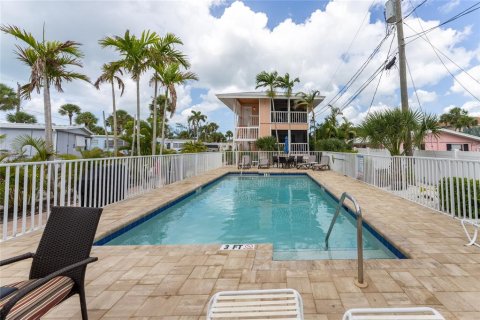 Condominio en alquiler en Englewood, Florida, 2 dormitorios, 81.75 m2 № 1734156 - foto 5