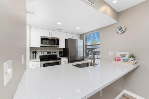 Condominio en alquiler en Englewood, Florida, 2 dormitorios, 81.75 m2 № 1734156 - foto 30