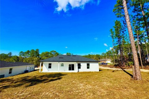 House in Citrus Springs, Florida 3 bedrooms, 142.05 sq.m. № 1530683 - photo 8