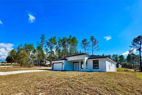 House in Citrus Springs, Florida 3 bedrooms, 142.05 sq.m. № 1530683 - photo 4