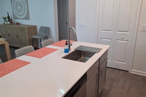Touwnhouse à vendre à Kissimmee, Floride: 3 chambres, 163.04 m2 № 2117623 - photo 16